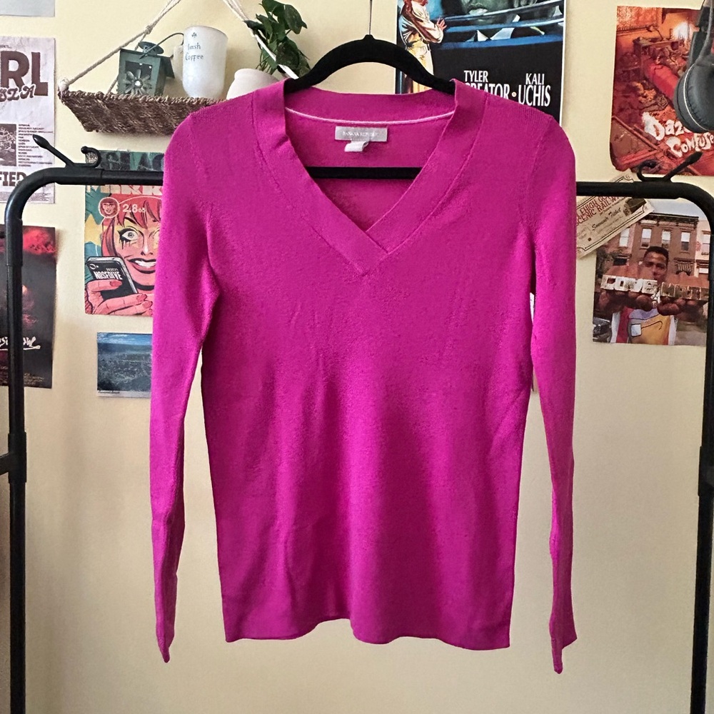Banana Republic Fuchsia V-Neck Sweater